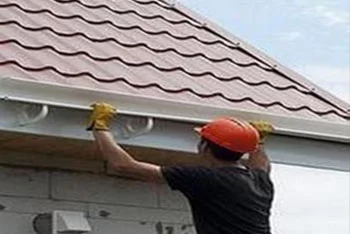 Affordable Seattle gutter repair services in WA near 98115